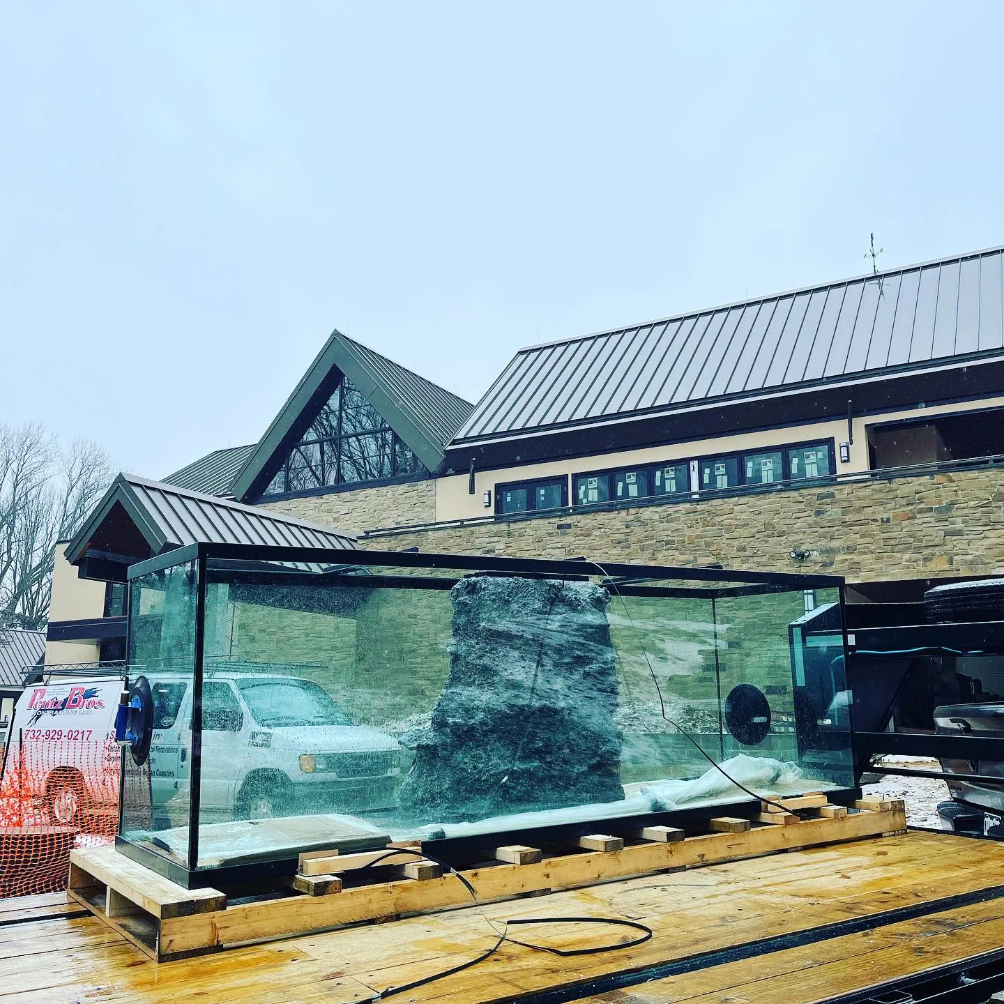 Aquarium Construction and Installation
